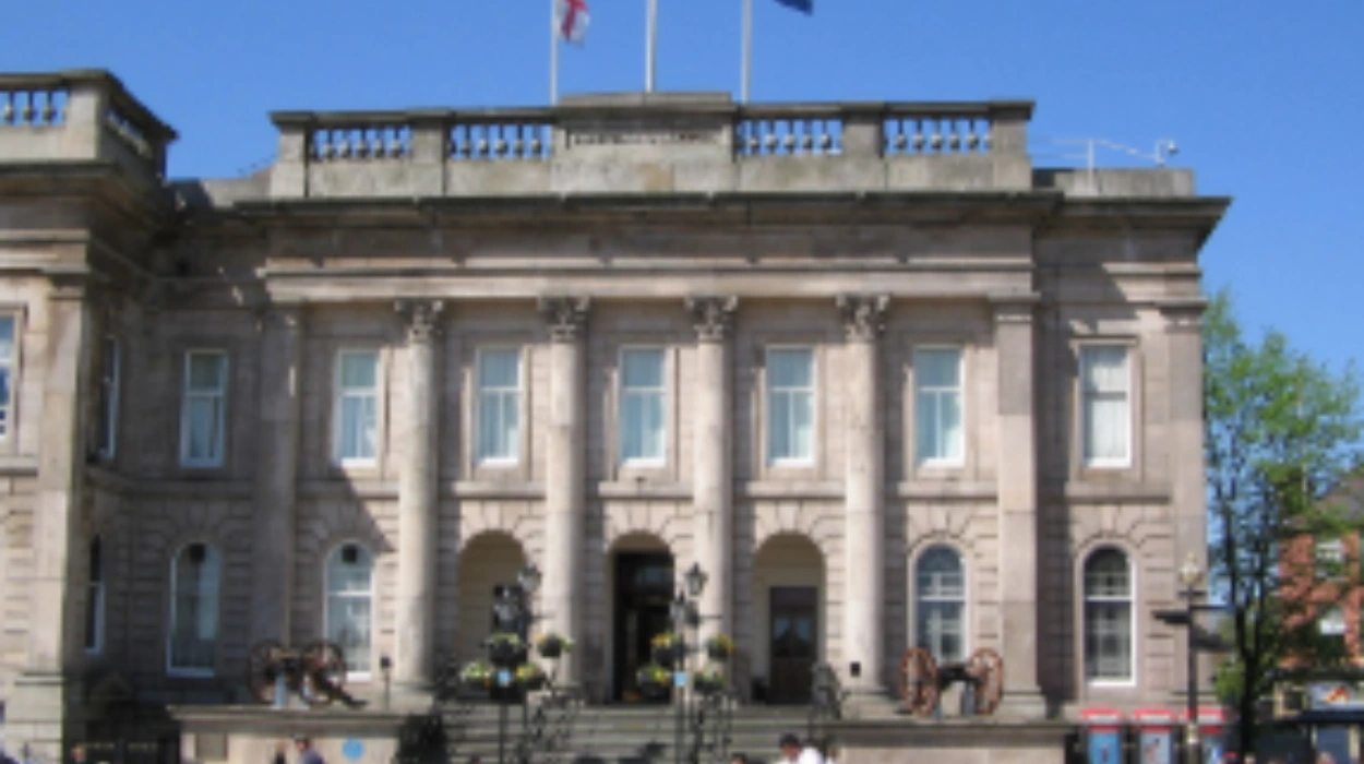 Anderson Shares Cold Day Snapshots with 100 Volunteers Near Gorton Constituency