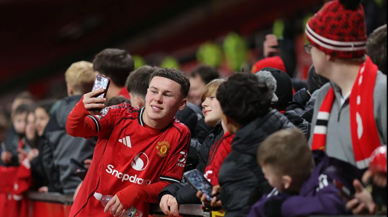Magic Moment Rooney’s Son Shines on Old Trafford Debuty