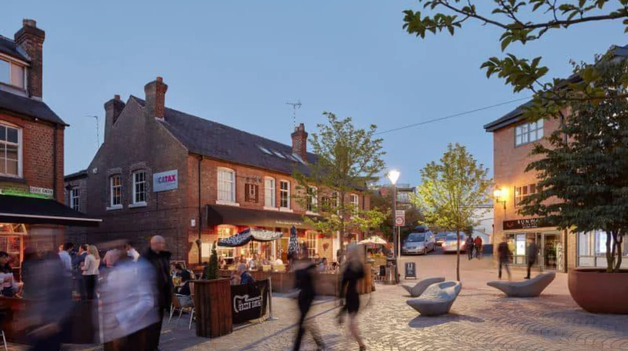 Cycling Safety in Altrincham Essential Guide to Safe Routes