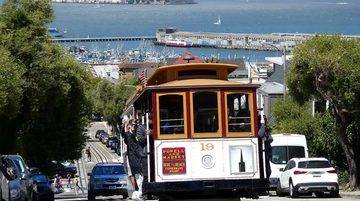 Hyde Residents Demand Action on Youth Gangs