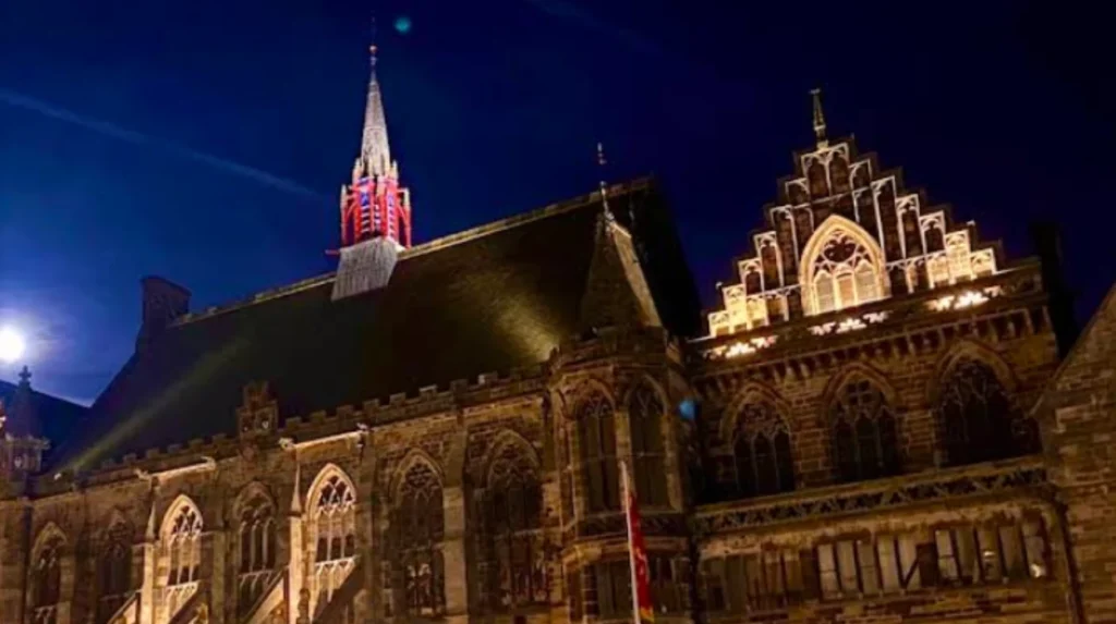 How to Report Potholes to Rochdale Council