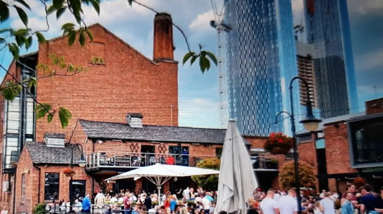 Tip Manchester Manchester Fly-Tipping Crisis: Council Waste Management