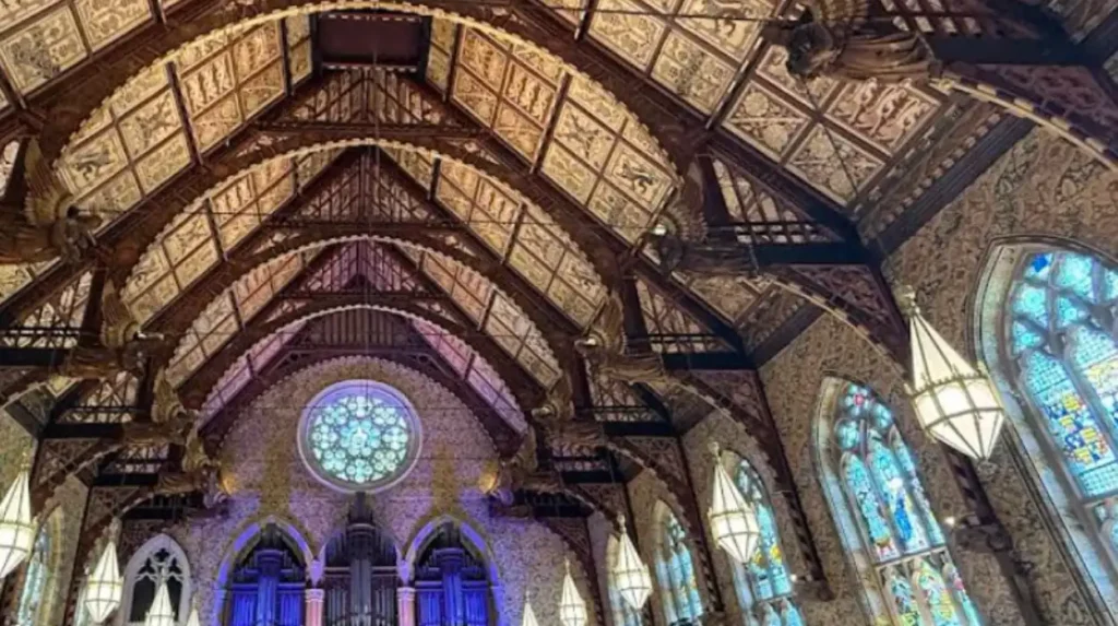 Majestic Rochdale Town Hall Tour: History, Architecture