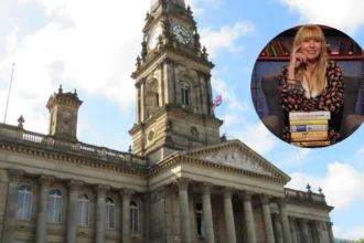 Cox Modelling 'Unhealthy', Back to Bolton, 2026