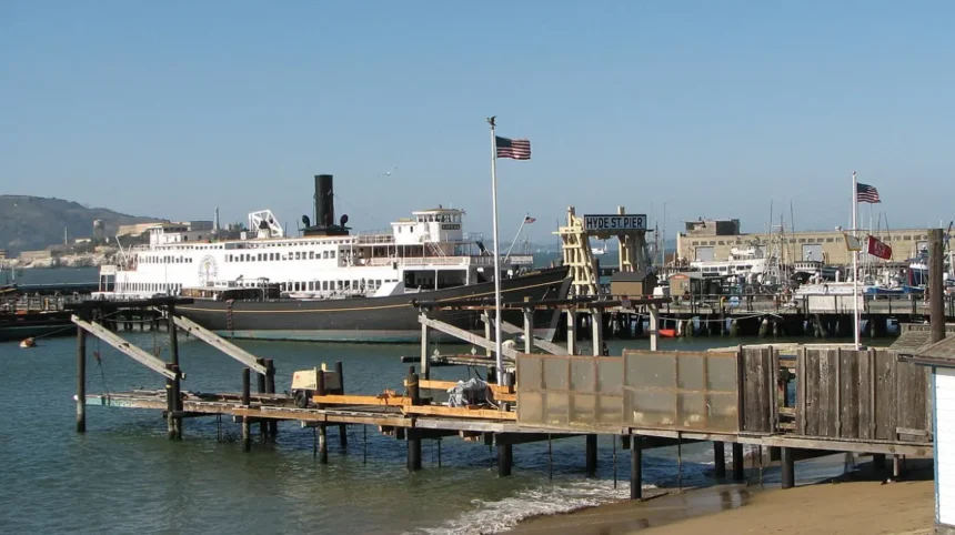 Hyde's High Street Revival Regeneration, Development