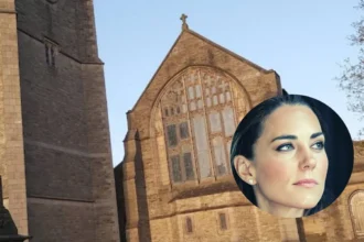 Kate's Fitted Mini Twist Rocks Middleton, 2026