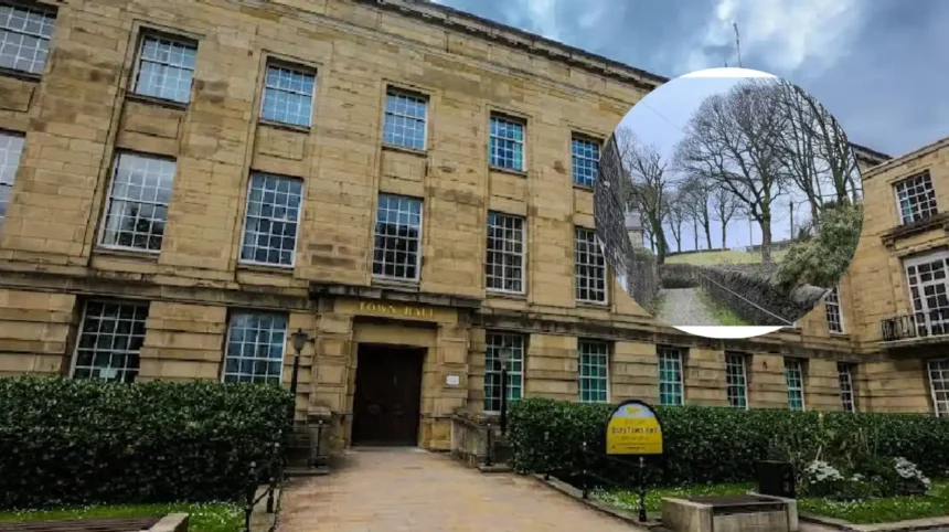 6ft fence facing demolition in Bury after council rejects retrospective application