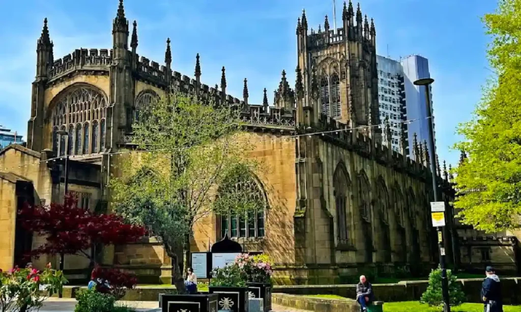 Which Famous Buildings in Manchester Define the City’s Skyline