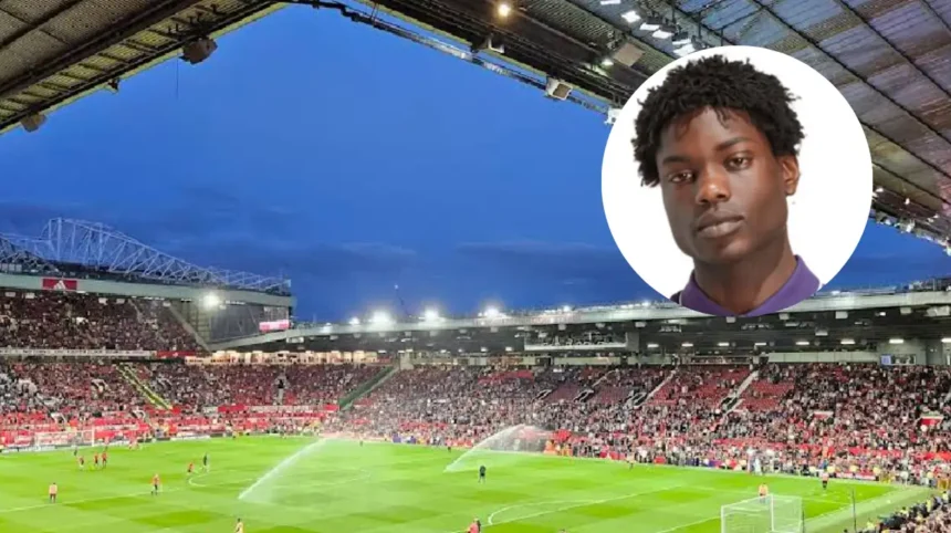 Manchester United fans snap up £75 top for £29 in JD sale