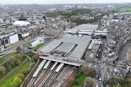 What Are the Current Edinburgh Manchester Train Times and Schedules