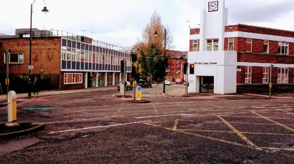 What Is the Historic Background of the Opera House Manchester
