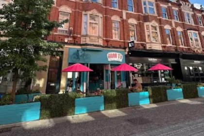 Which Are the Best Cafes in Altrincham Town Centre