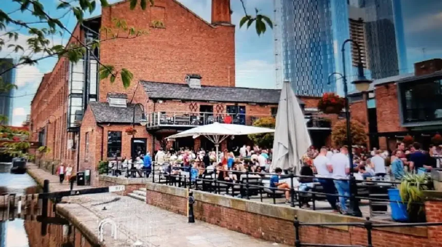 Who Are the Most Famous People From Manchester