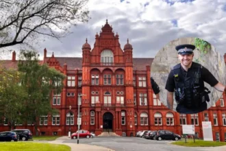 Oldham police officer recognised for academic excellence by Salford