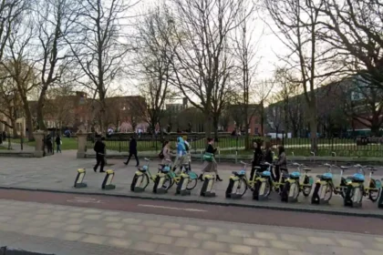 What Is the Guitar Trail Manchester and How Does It Define