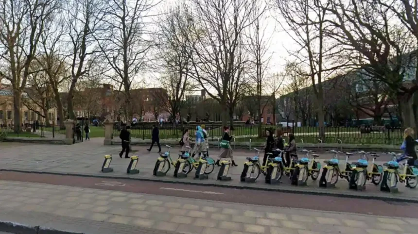 What Is the Guitar Trail Manchester and How Does It Define