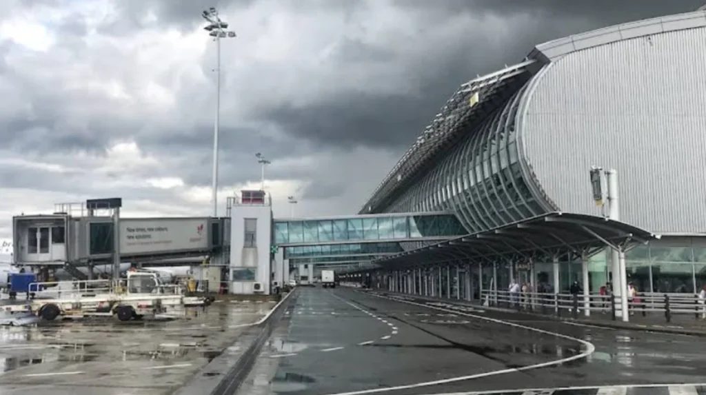 How Long Is the Flight from Manchester to Copenhagen