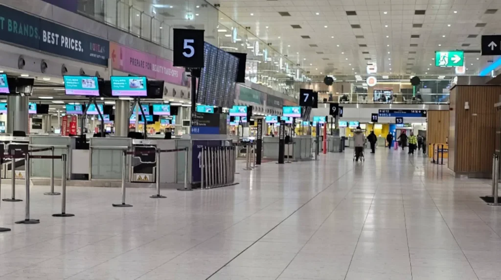 How Long Is Flight From Manchester to Dublin