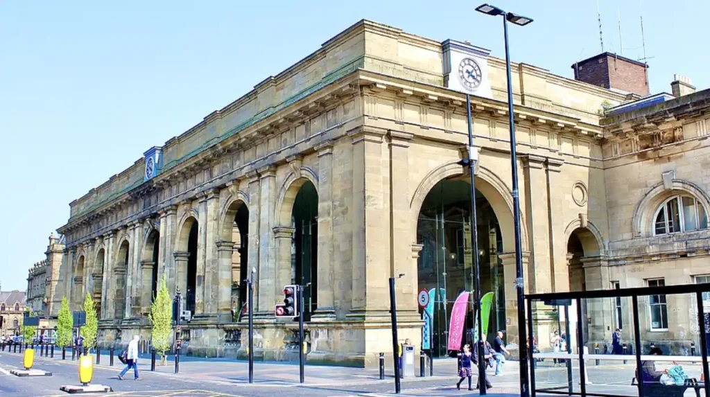 How Far Is Manchester from Newcastle upon Tyne
