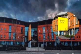 Greater Manchester NHS theatre workers strike over pay dispute
