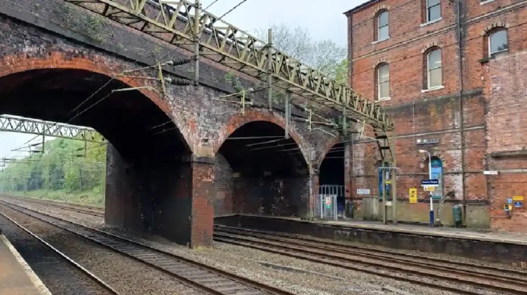 What Is Heaton Moor Manchester and Why Is It Popular