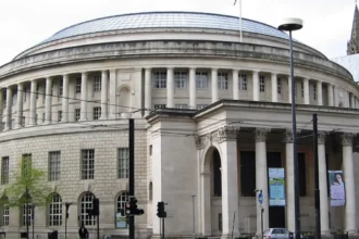 How Far Is Birmingham From Manchester