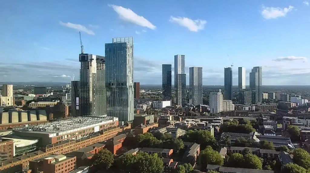 How Far is Manchester from London