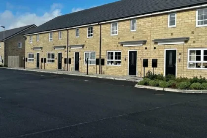 What Is the Current Market Overview for Houses to Rent Hyde Manchester