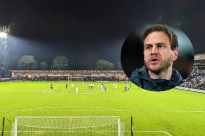 Dan Moss and Dajaune Brown Fire Rochdale Past Oldham