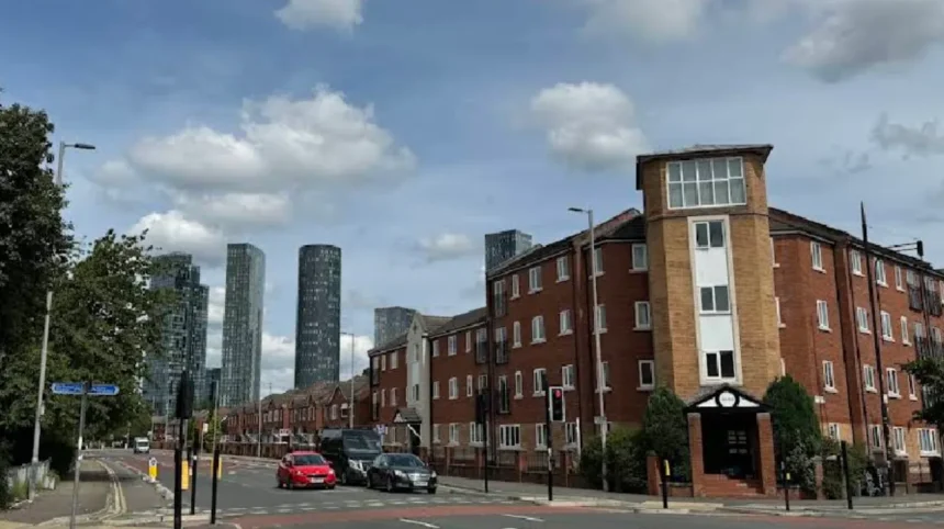 How Did Economic Decline Shape Manchester in the 1970s