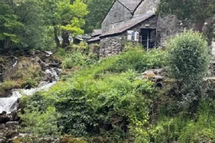 How Far Is the Lake District National Park From Manchester?