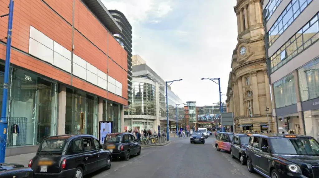 How Did Economic Decline Shape Manchester in the 1970s