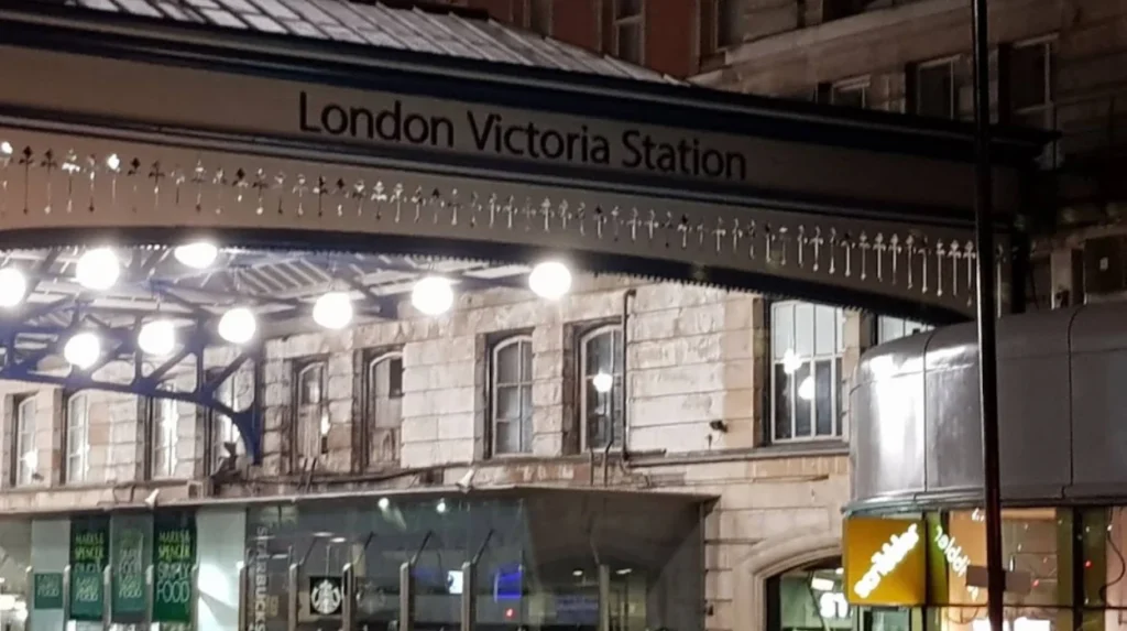 What is the total travel distance from London Victoria to Manchester?
