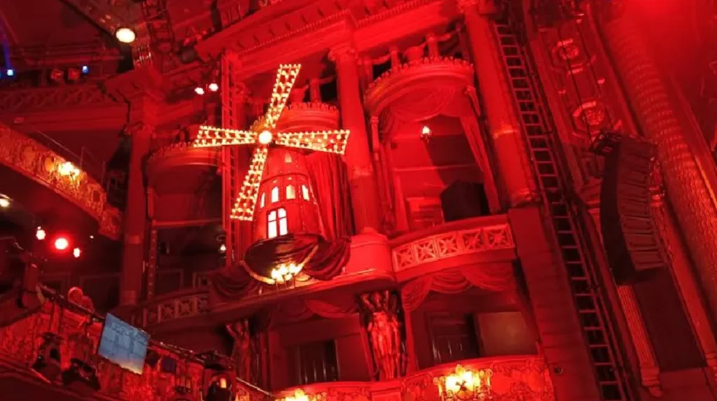 History and Impact of the Mamma Mia Musical in Manchester
