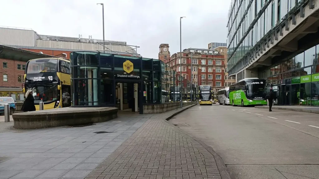 How to Travel to Manchester from Derby?