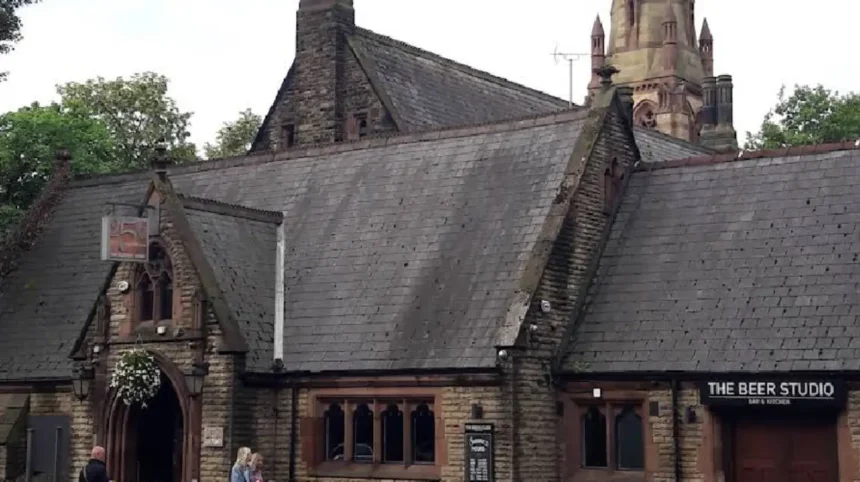 What Is Manchester 256 Architecture and How Does It Work
