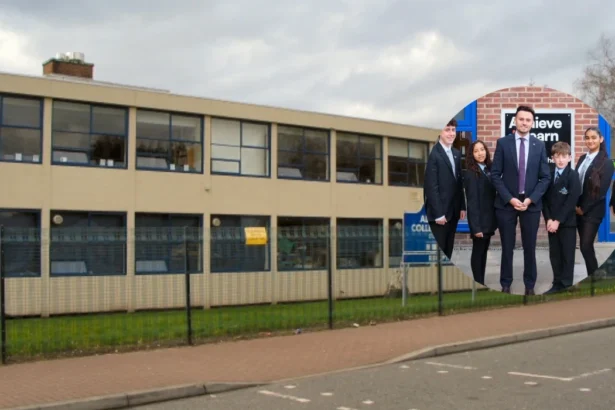 Altrincham College Ofsted Report Praises Pupil Growth