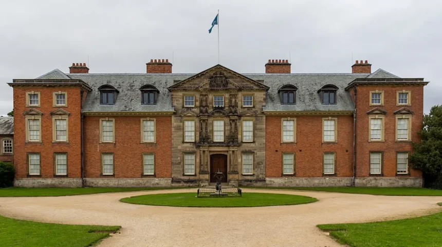 Is Altrincham Worth Visiting for a Day Trip from Manchester