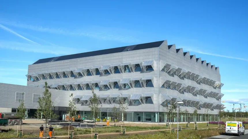 Is Ashton-under-Lyne the Best Remote Work Base Near Manchester