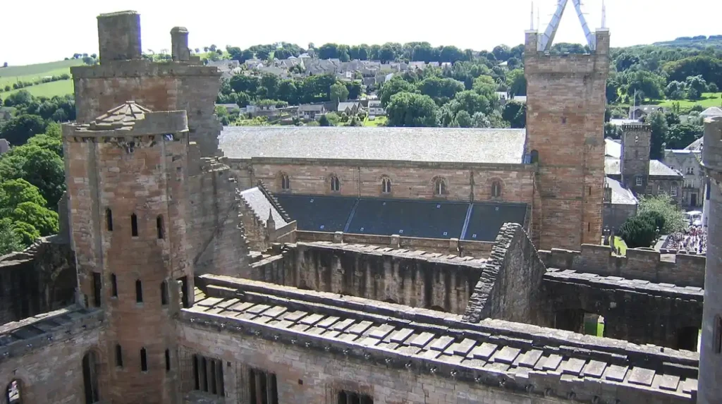 Day Trip from Manchester to Ashton-under-Lyne: A Half-Day and Full-Day Itinerary