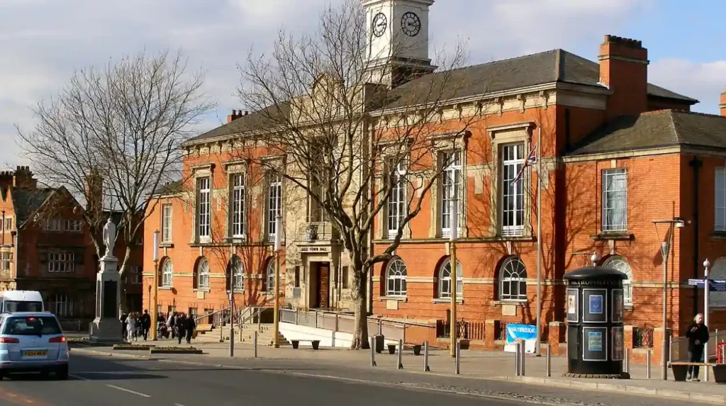 How to Plan Your Downtime When Staying in Altrincham for Work?