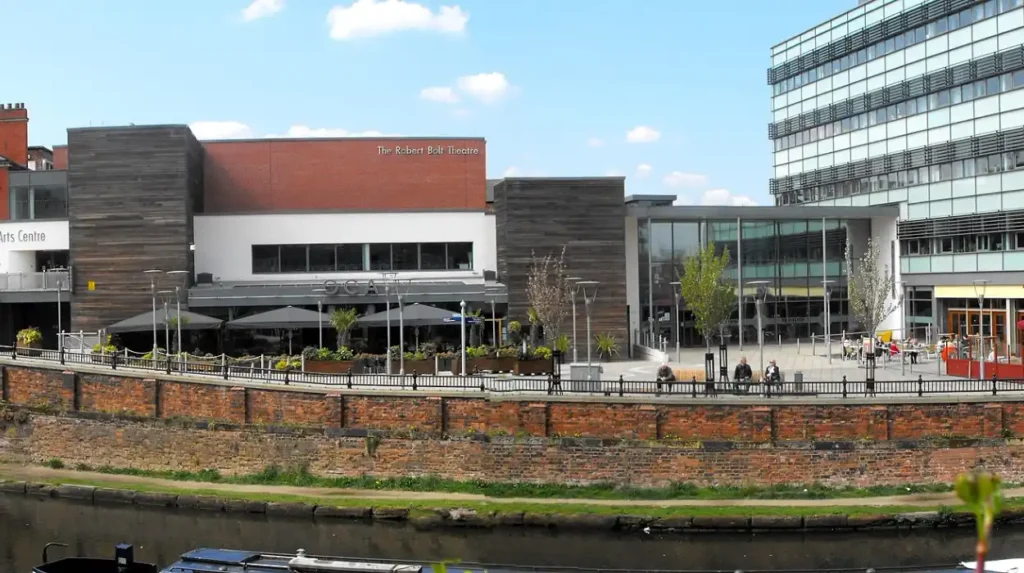 How to Plan Your Downtime When Staying in Altrincham for Work?