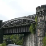 What Is the Overview of Canal Walk Routes Around Ashton