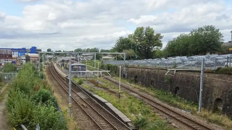 What to Do in Ashton-under-Lyne After Work